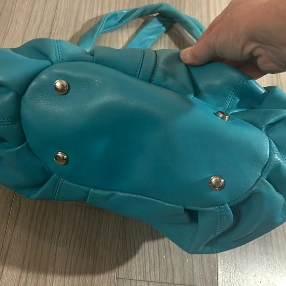Teal b. Makowsky Leather handbag - Picture 4 of 7
